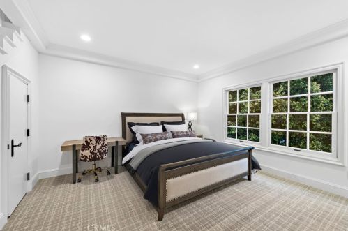 7 Cheshire Ct, Newport Beach CA  exterior