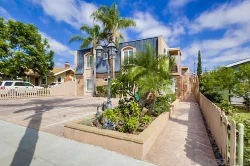 3345 29th St, San Diego, CA 92104-4546