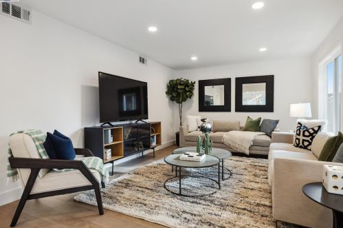 275 Clearpark Cir, San Jose CA exterior