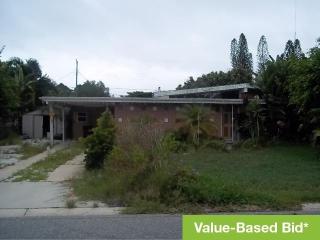2402 Holyoke Ave, Bradenton, FL 34207-5145