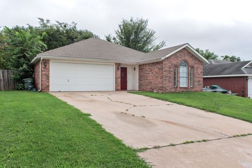 1222 Pepper Tree Ln, Fayetteville, AR 72704-7720