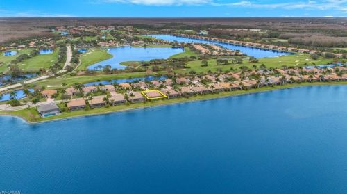 10070 Biscayne Bay Ln, Naples FL 34120-3754 exterior