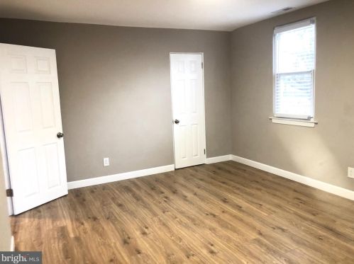 14 Beechwood Ave, Camden NJ  08107-1401 exterior