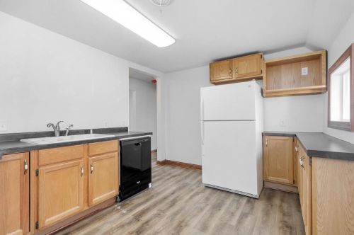 408 Center St, Beaver Dam WI  53916-2050 exterior