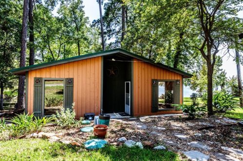 227 Sassafras Dr, Chita TX  75862-6812 exterior