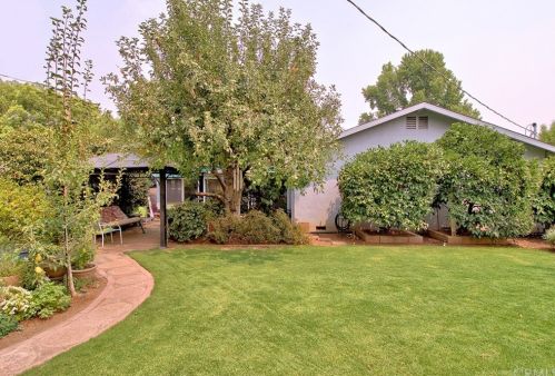 1087 Via Verona Dr, Chico CA  95973-1030 exterior