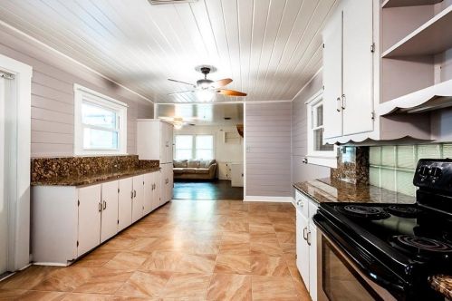 6013 Brandon Cir, Riverview, FL 33578-3834