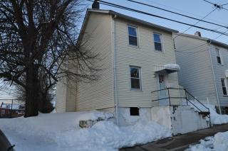 319 Nesquehoning St, Easton, PA 18042-6754
