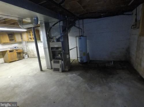 2 Presidential Dr, Berlin Boro NJ  08009-1358 exterior