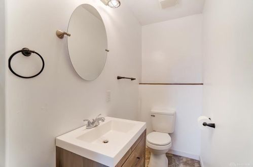 1814 Ashley Dr, Miamisburg OH  45342-3509 exterior