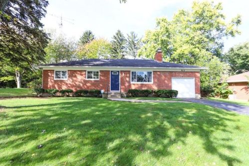 813 Fallview Ave, Englewood, OH 45322-1815