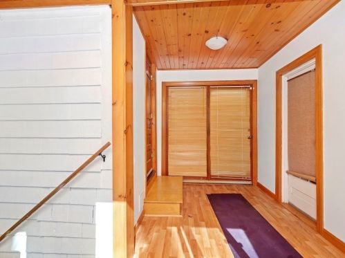 31 Division St, Holbrook MA  02343-1248 exterior