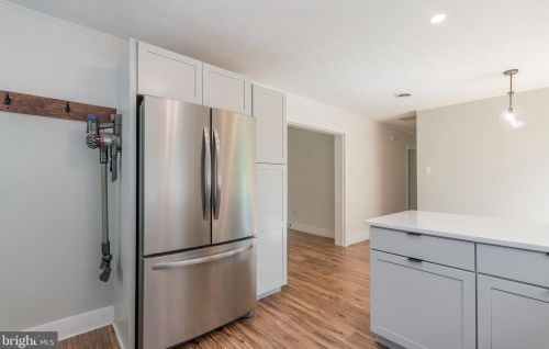 1642 Ox Rd, Edinburg VA  22824-3024 exterior