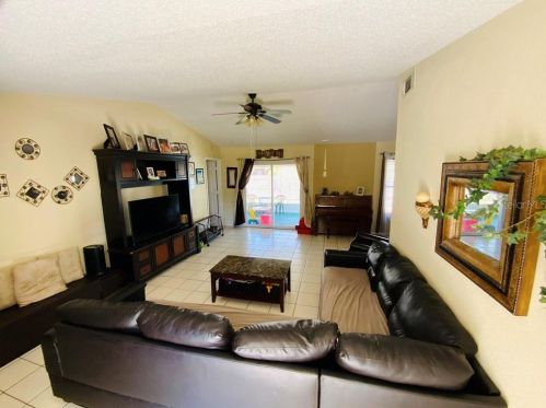 8735 Grandee Dr, Orlando, FL 32829-8649