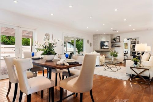 4429 Petit Ave, Van Nuys CA  91436-3211 exterior