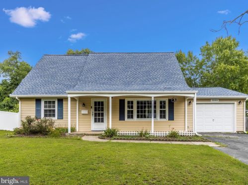 3044 Traymore Ln, Bowie, MD 20715-2025