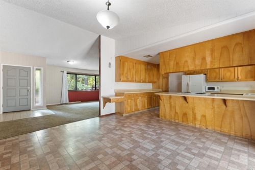 3210 Primrose Dr, Willits CA 95490-8549 exterior