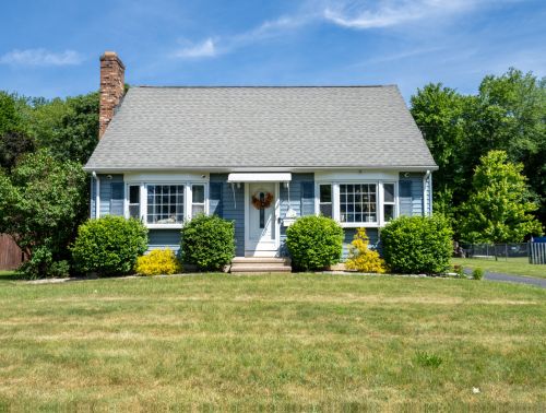 112 Forest St, Hartford CT  06118-2312 exterior