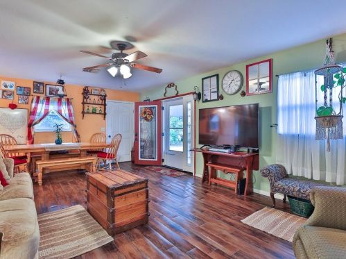 850 Temple Ave, Orange City FL  32763-4760 exterior