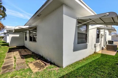 1105 16 St, Boynton Beach FL  33426-5815 exterior