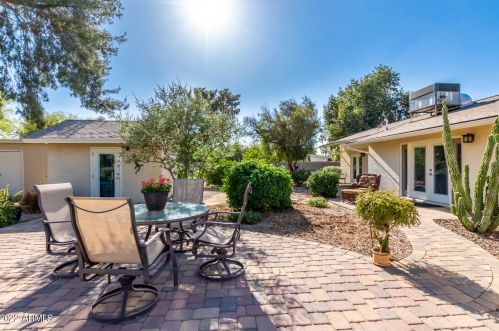 6507 Paradise Dr, Scottsdale AZ 85254-5175 exterior