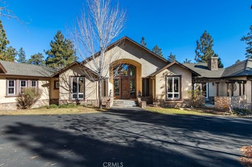 1042 Heritage Trl, Big Bear City, CA 92314-8836