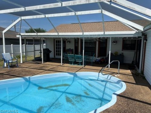 612 4th Ter, Cape Coral FL  33909-2002 exterior