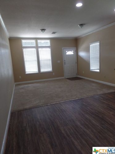 201 Palmwood Dr, Victoria TX  77901-4795 exterior