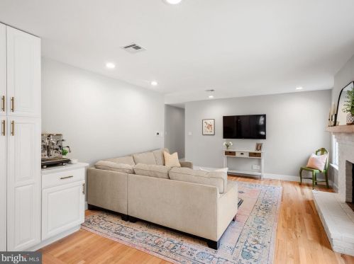 440 Font Rd, Downingtown PA  19335-1526 exterior