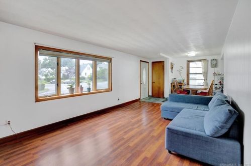 53 Dallas Ave, Waterbury, CT 06705-1411