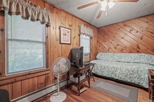 58 Van Orden Ave, Airmont NY  10901-6424 exterior
