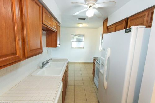 118 Andros St, Lehigh Acres FL 33936-7112 exterior