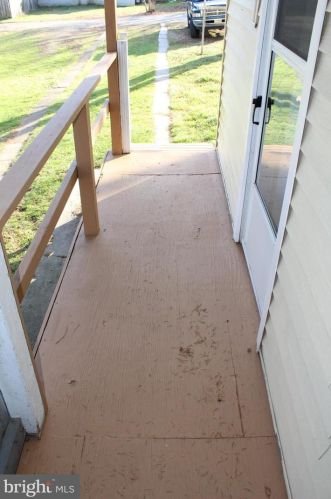 28 Forrest Ave, Shrewsbury PA  17361-1418 exterior