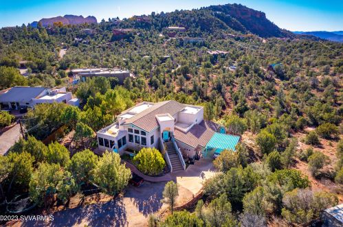 105 Castle Rock Trl, Sedona AZ 86336-6820 exterior