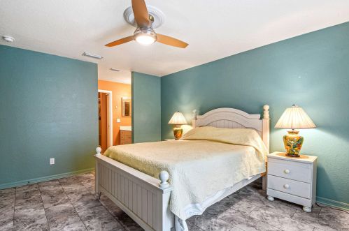 187 Camino Del Rio, Fort Pierce FL  34952-7931 exterior