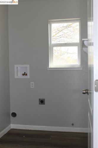 595 Scudero Cir, West Pittsburg CA  94565-2499 exterior