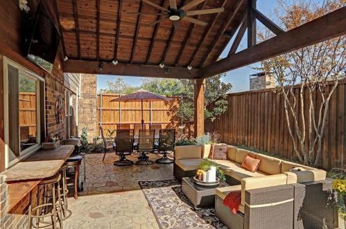 2448 Majestic Dr, Plano TX  75074-2839 exterior