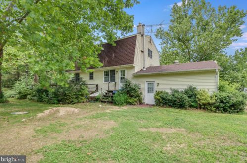 1823 Harvey Straughn Rd, Blackbird DE  19734-9646 exterior