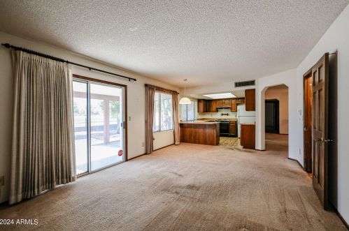 18210 44th Ave, Glendale AZ  85308-1637 exterior