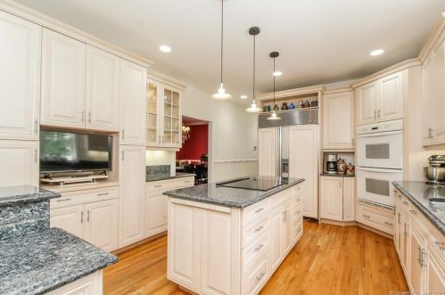 35 Roast Meat Hill Rd, Deep River CT  06419-1425 exterior