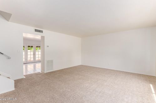 8548 Mcdonald Dr, Scottsdale AZ  85250-6329 exterior