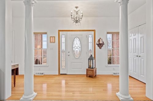 747 Achortown Rd, Beaver Falls, PA 15010-9675