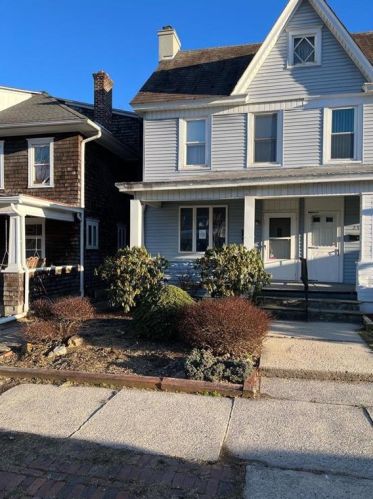 256 Columbia Ave, Palmerton, PA 18071-1503