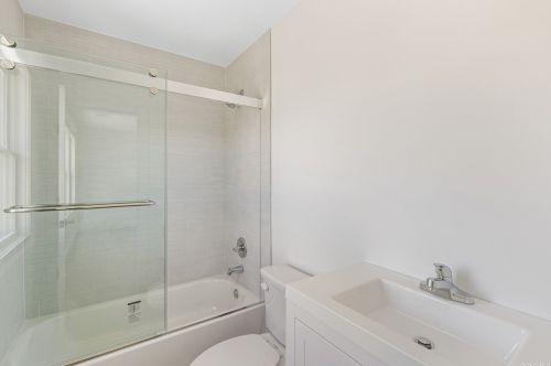 17 Quantuck Bay Ln, West Hampton Beach NY  11978-1600 exterior