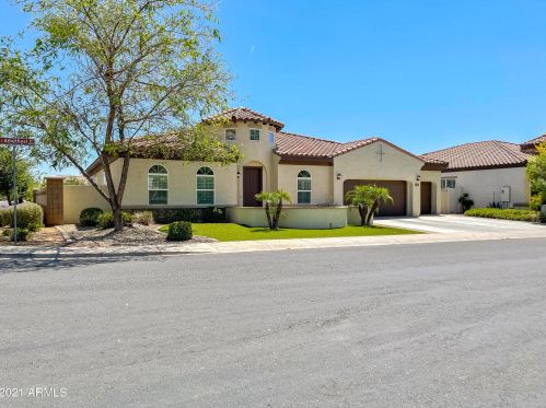 4621 Amethyst Dr, Chandler, AZ 85249-6077