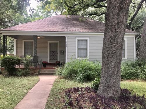 3000 Dancy St, Austin TX  78722-2215 exterior