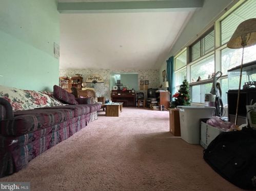 1769 Farmview Rd, Prospectville PA 19002-2910 exterior