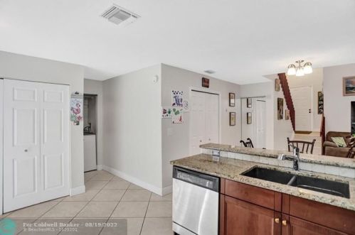 11936 12 St, Hollywood FL 33026-4359 exterior