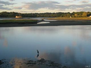 215 Hillspoint Rd, Westport, CT 06880-6616