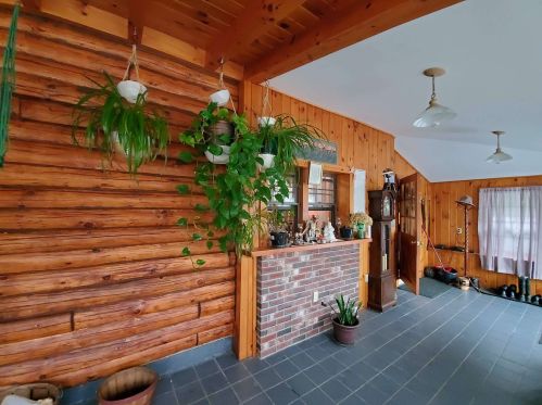 163 Jones Hill Rd, Enfield NH  03748-3307 exterior